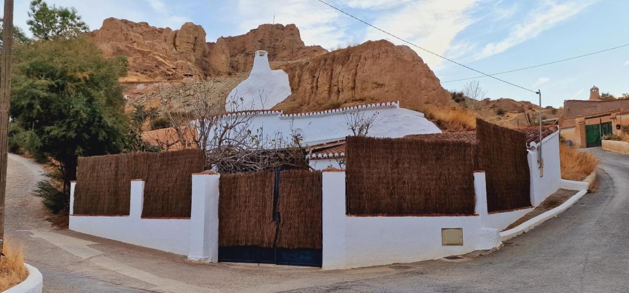Cueva De La Higuera Villa Guadix Bagian luar foto